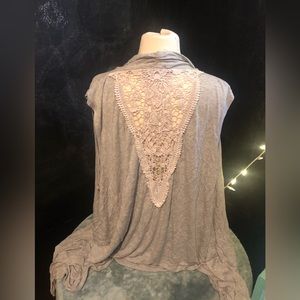 EUC 26/28 Sleeveless Cardigan A Sumer. Vest Heather Gray with White Macrame Back